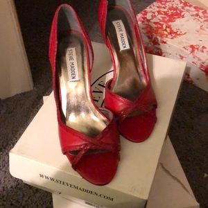 Steve Madden leather heels